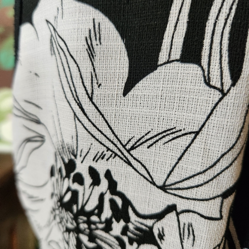 Truly Poppy Black & White Floral Maxi Dress | Size M | Sleeveless Elastic Waist - Picture 7 of 12